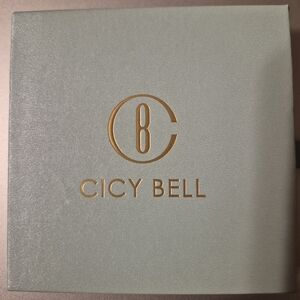 Cicy Bell Gold Women's Ring